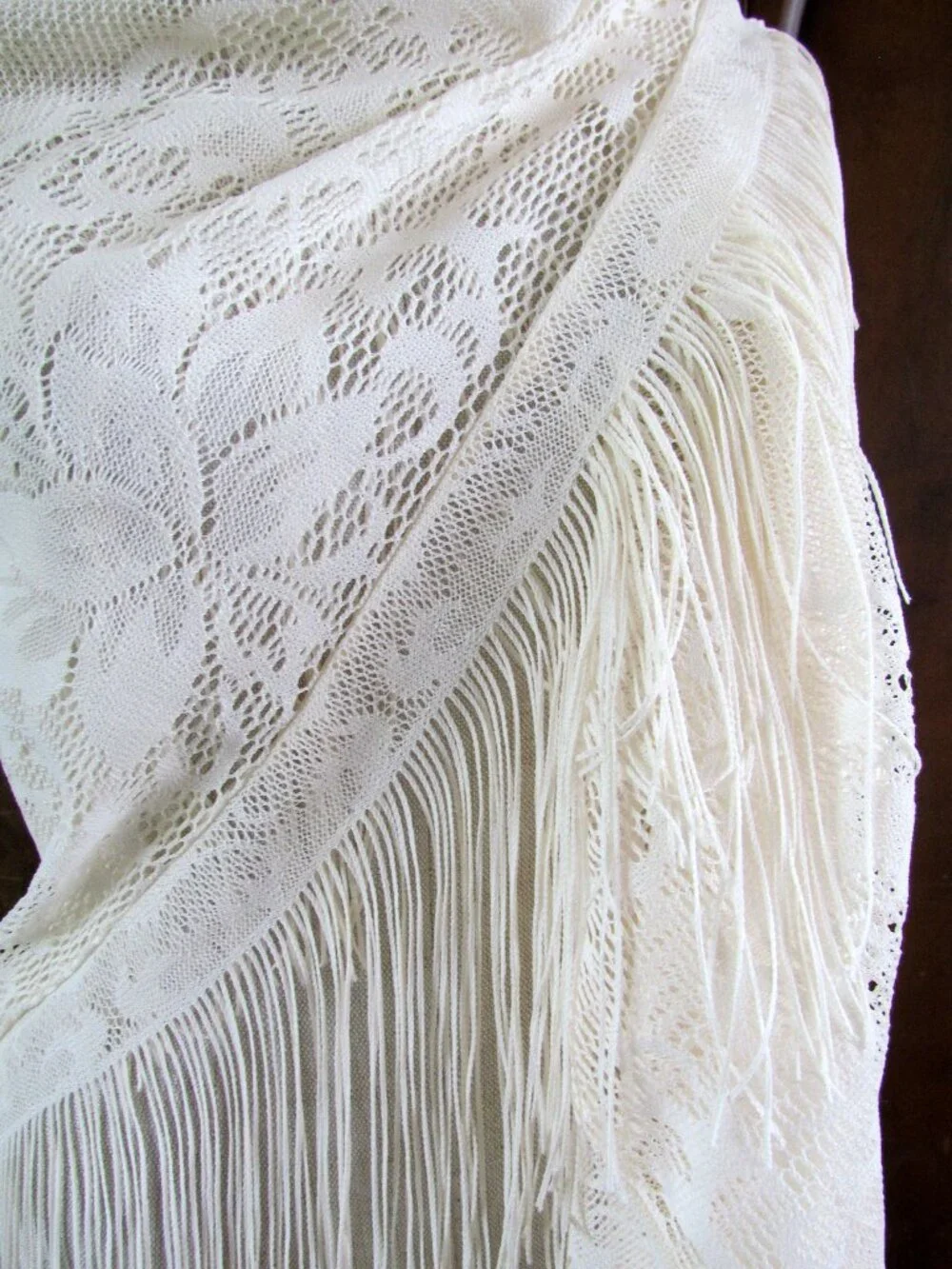 IVORY SHAWL, 55